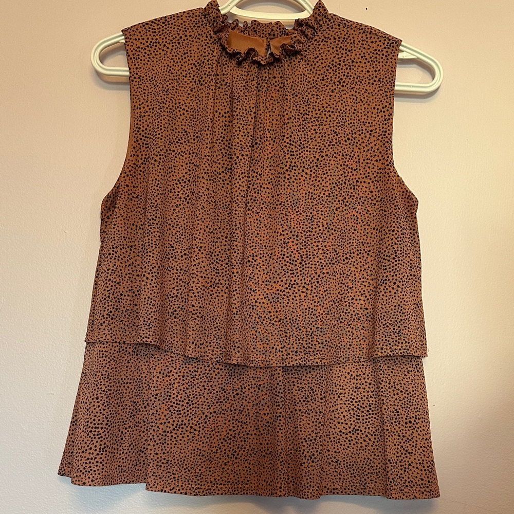 Suzy Shier Sleeveless Blouse